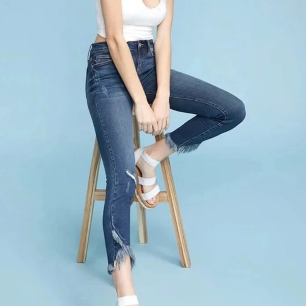Judy Blue Jeans Skinny Fit Blue Denim Frayed Tulip Hem